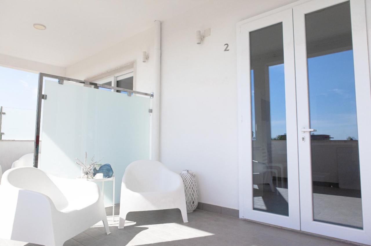 Sunkiss Apartment 500Mt Dal Mare ปอร์โตเชซาเรโอ ภายนอก รูปภาพ